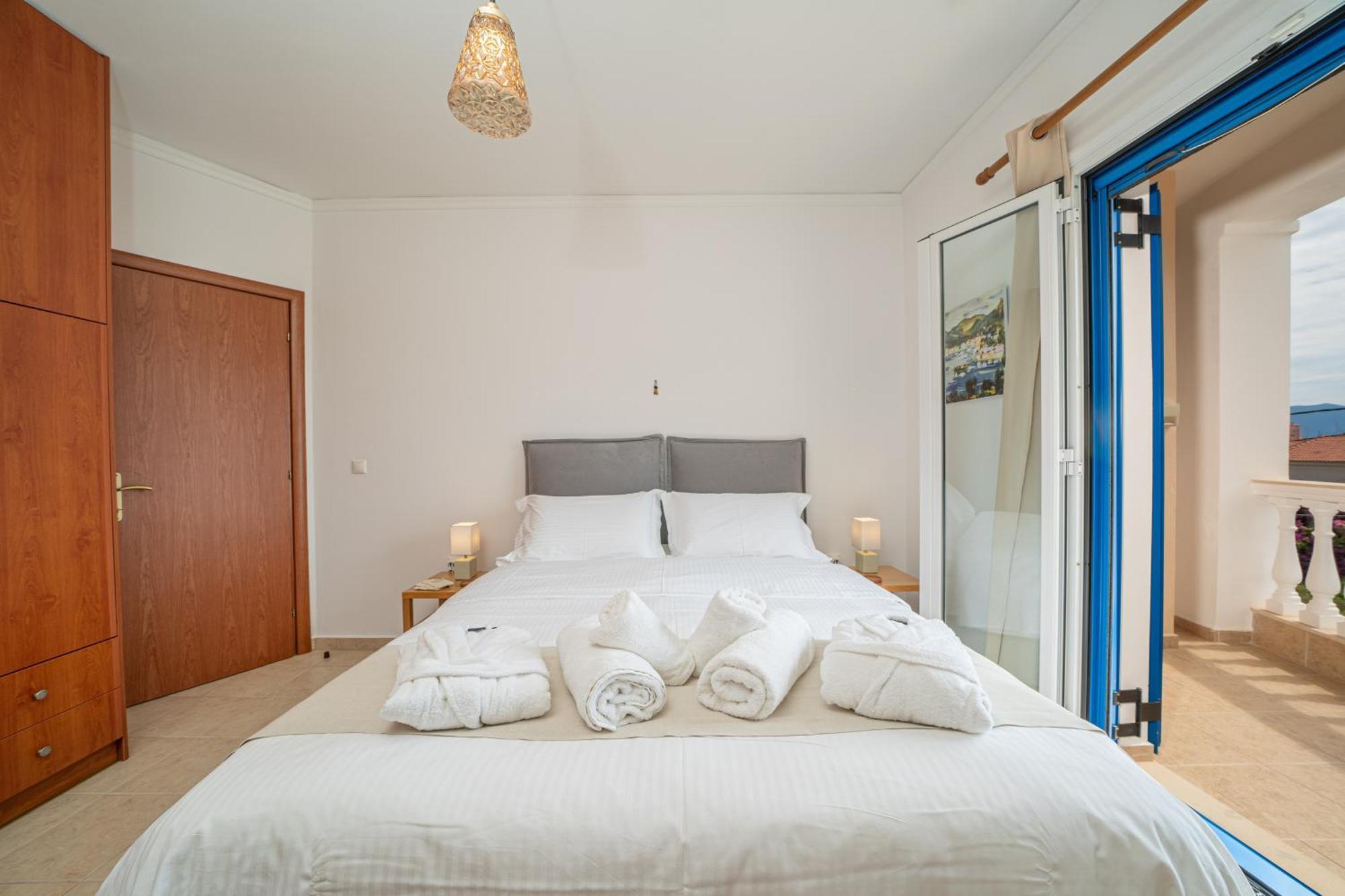 Nefeli Apartments Agia Efimia Ngoại thất bức ảnh