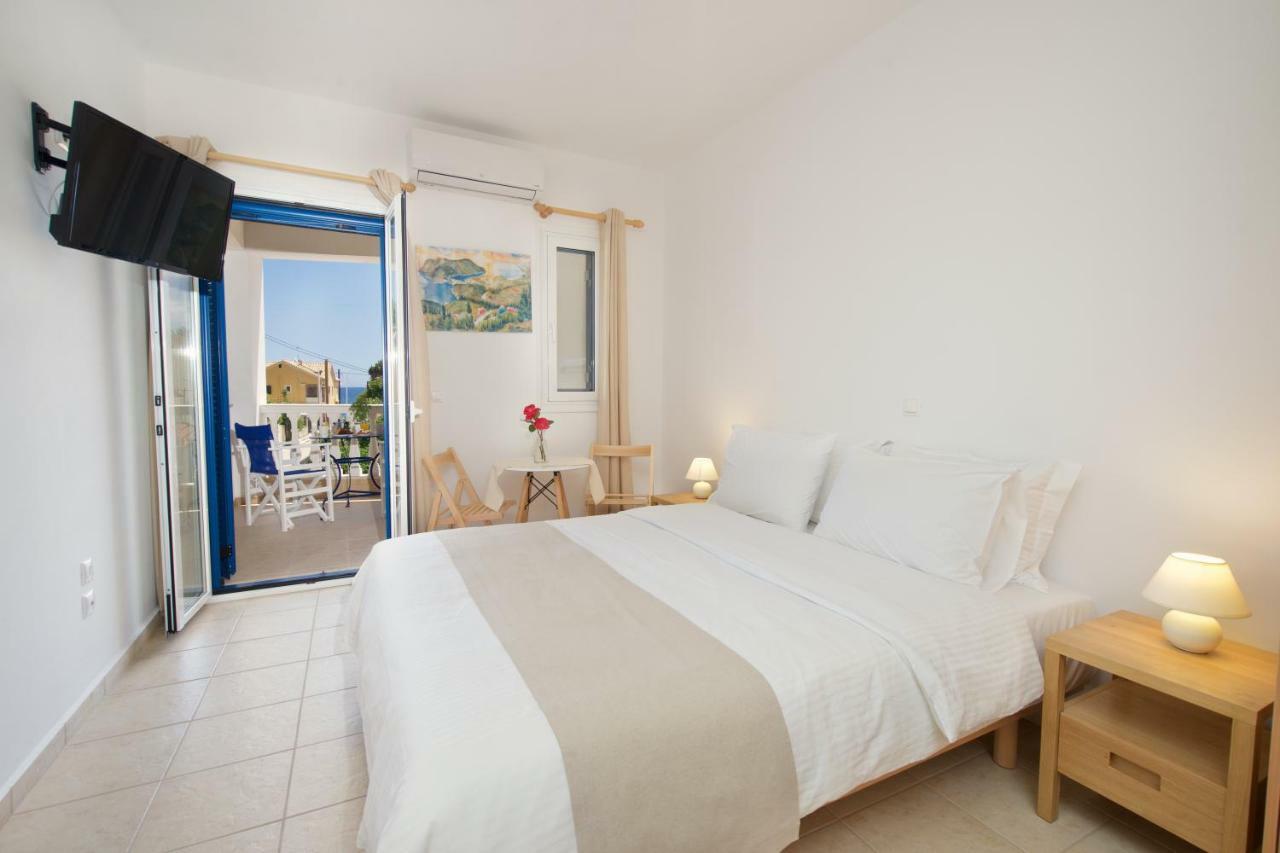 Nefeli Apartments Agia Efimia Ngoại thất bức ảnh